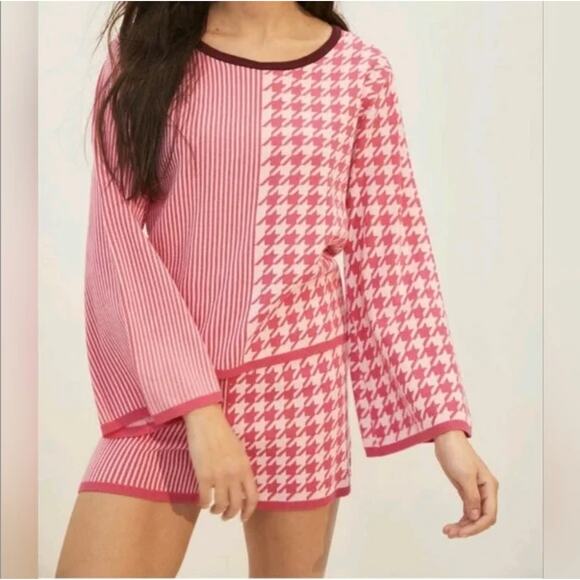 dolan Sweaters - Dolan Pink &‎ Cranberry Stripe Houndstooth Lounge Sweater M